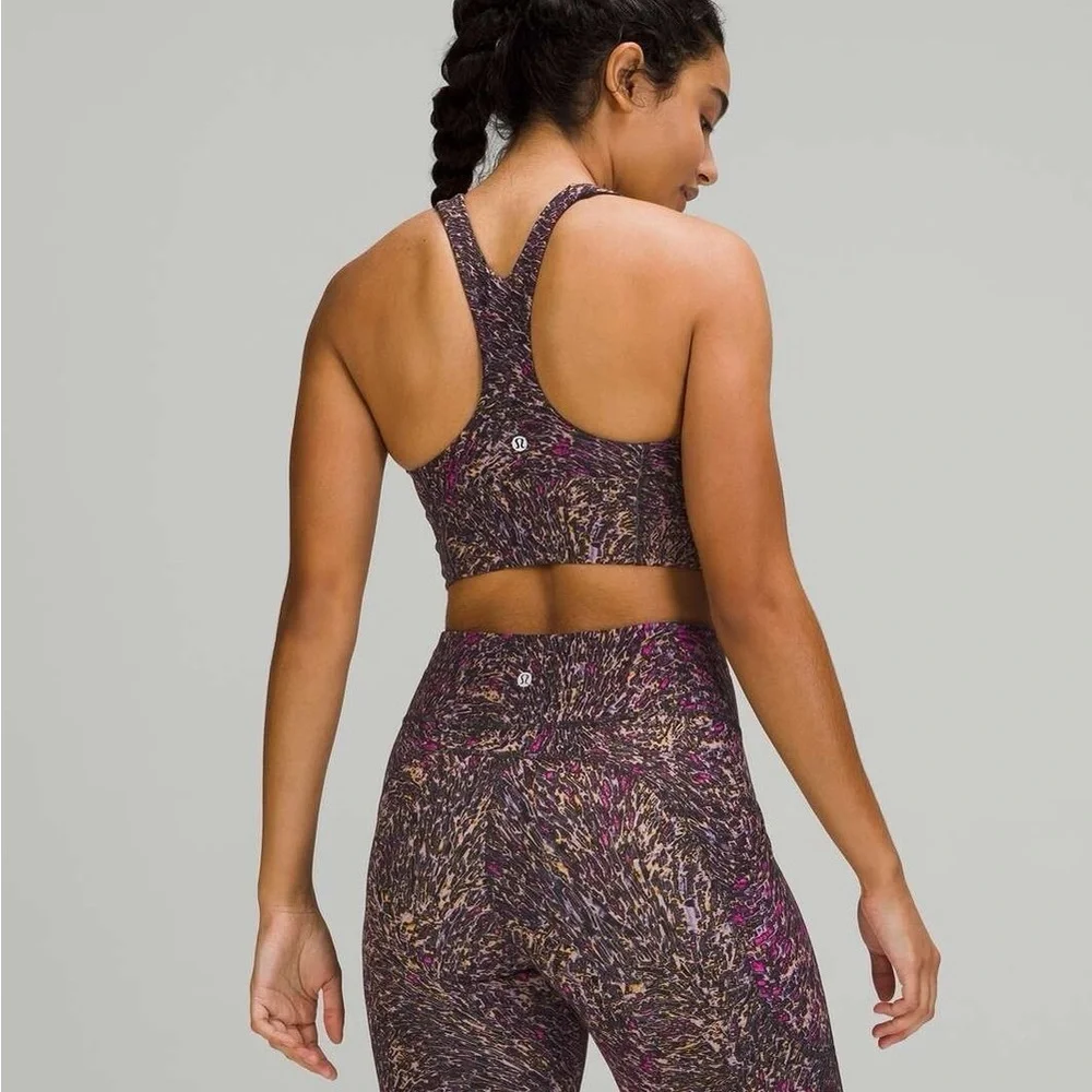 Lululemon wunder train long line sports bra